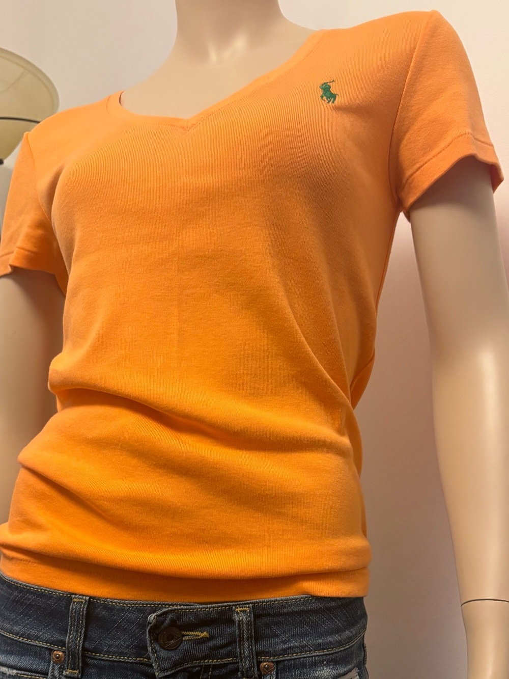 Ralph Lauren Women’s Orange V-Neck Short Sleeve Tee, Sz M, fits smaller.